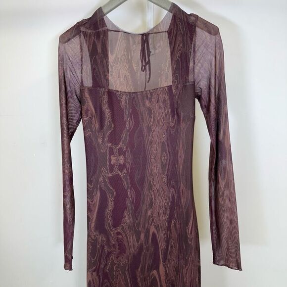 Louna Mesh Overlay Dress - Picture 9 of 11